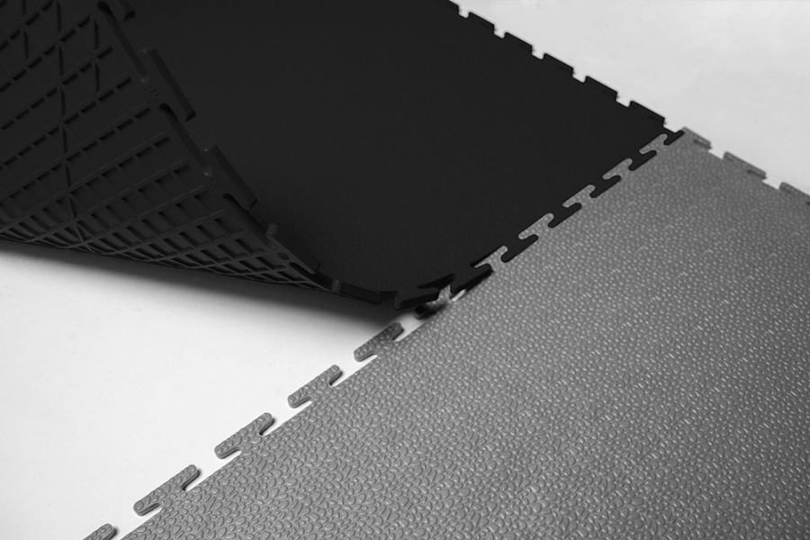 Плитка  ПВХ Sold Terra, 5 мм, 500*500, т-образный замок, чёрная