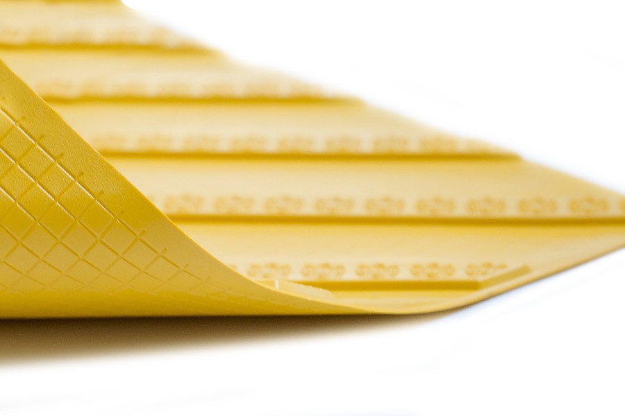 Тактильная плитка с диагональным рифом, 6 мм,  300*300 мм